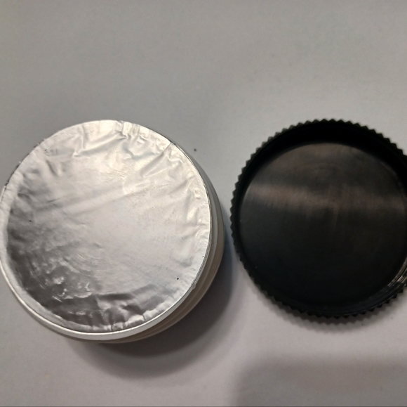 4/$30 Nail Buffing Cream - Picture 5 of 7